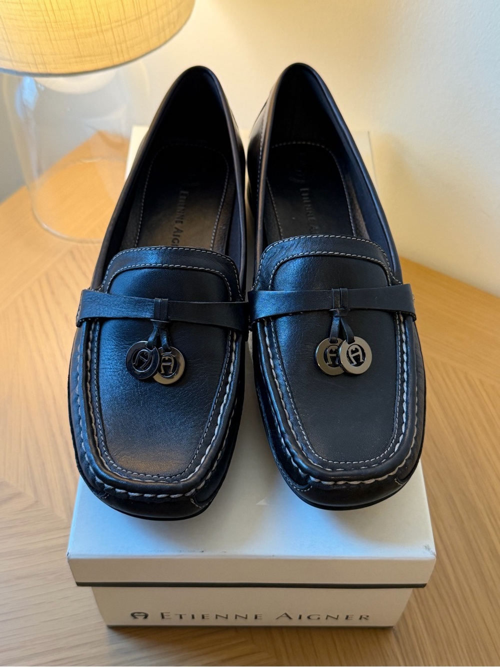 Etienne Aigner NWB Size 7 Black E-Wren Leather Loafers Preppy Academia Workwear